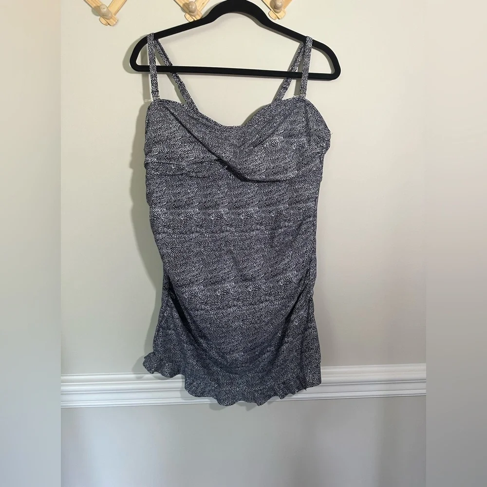 Like new one piece swimsuit